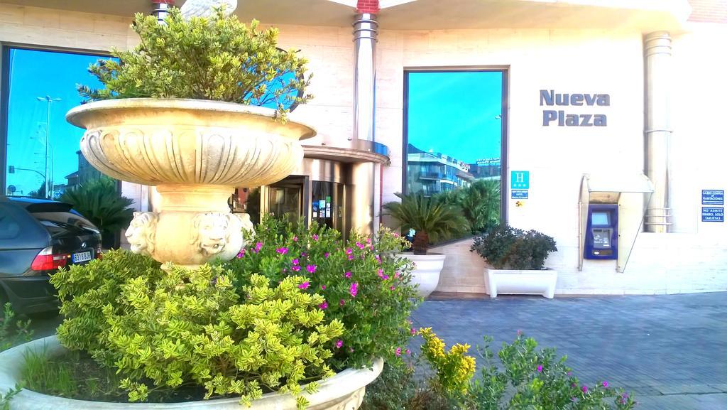 Hotel Nueva Plaza Maliano Exterior photo